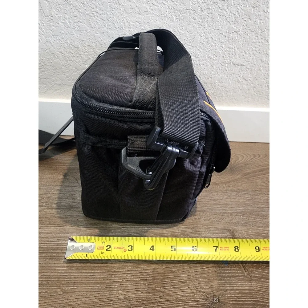 Lowepro Adventura SH 160 II Camera Shoulder Bag Black Orange DSLR Case